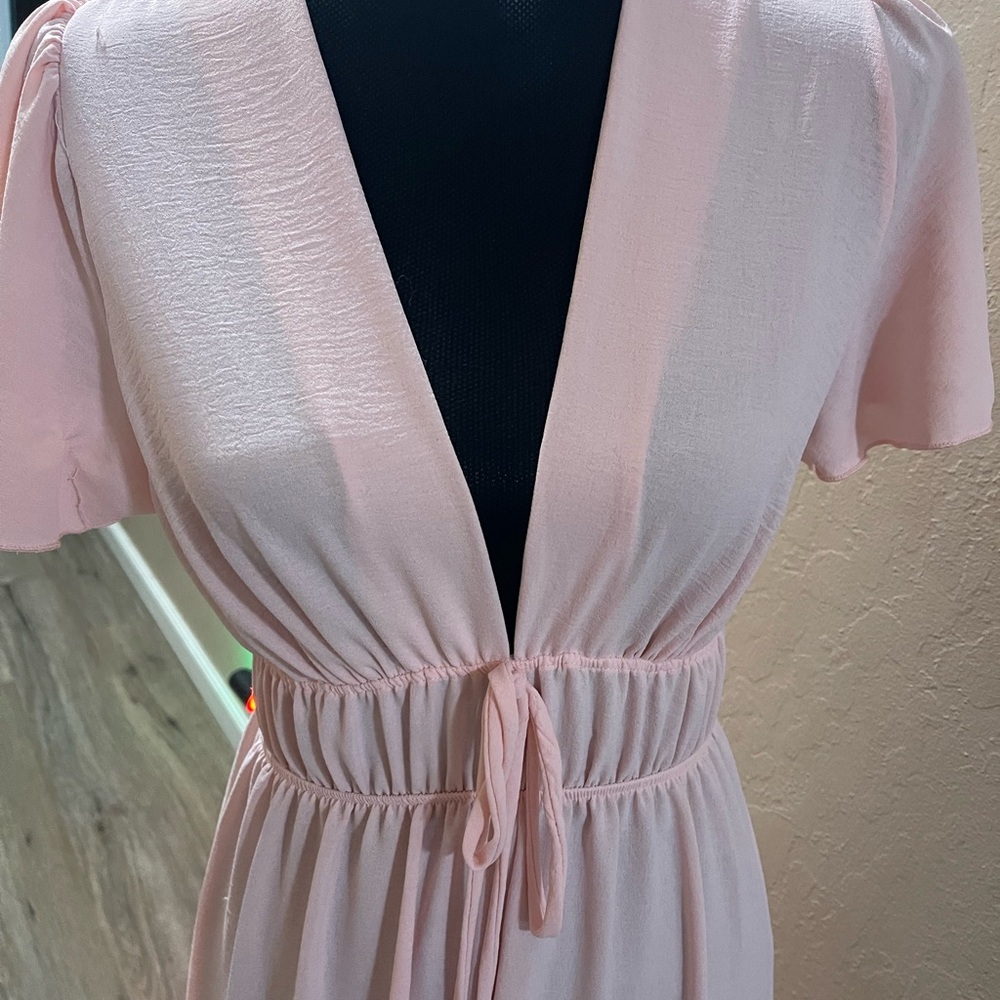 Elegant Pink V-Neck Dress